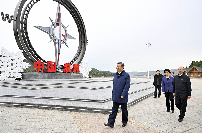 9月6日至8日，中共中央總書記、國家主席、中央軍委主席習(xí)近平在黑龍江考察。這是6日下午，習(xí)近平在大興安嶺地區(qū)漠河市北極村考察。